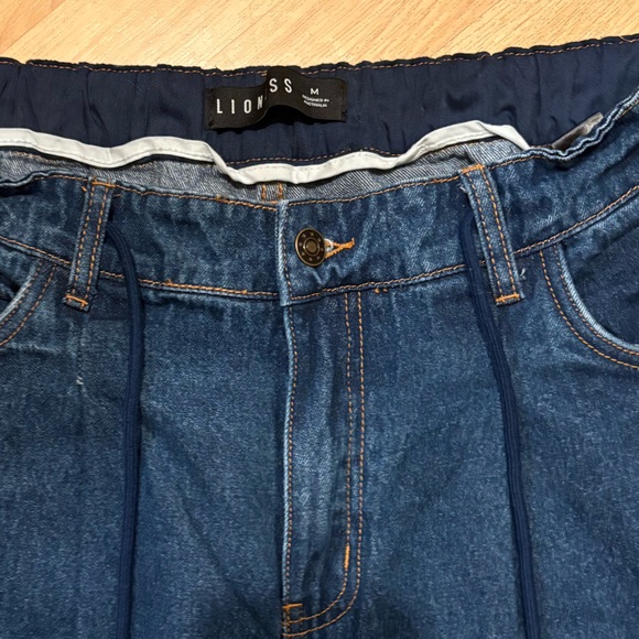 Lionesses Slouched Pleated Wide Leg Jeans Size Medium - Picture 6 of 6